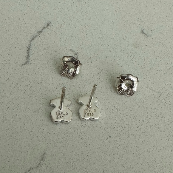 NWOT TOUS Tartan Pendant Necklace and Tartan Earrings Set - Picture 8 of 14